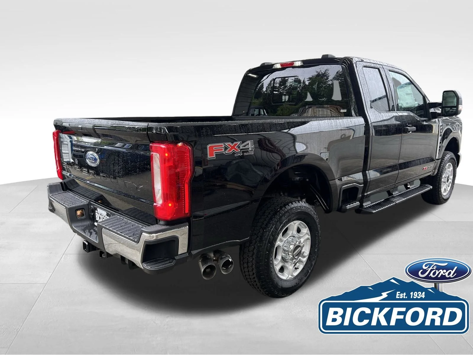 New 2026 Black Ford XLT image 5