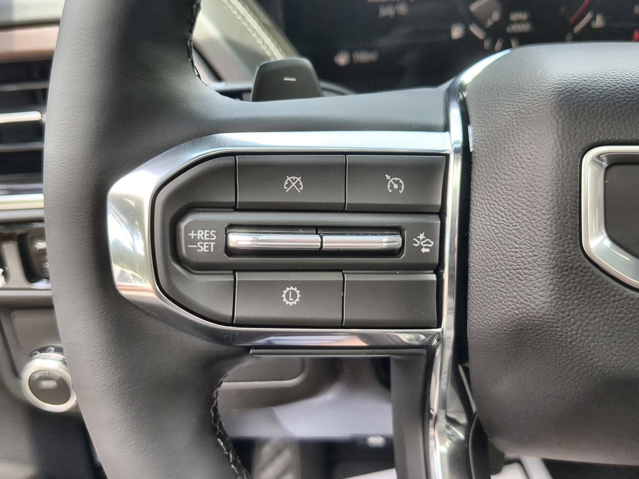 New 2026 Titanium Rush Metallic GMC Denali image 36