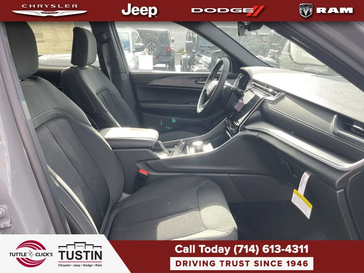 New 2027 Sting-Gray Clear-Coat Paint Jeep Laredo X image 22