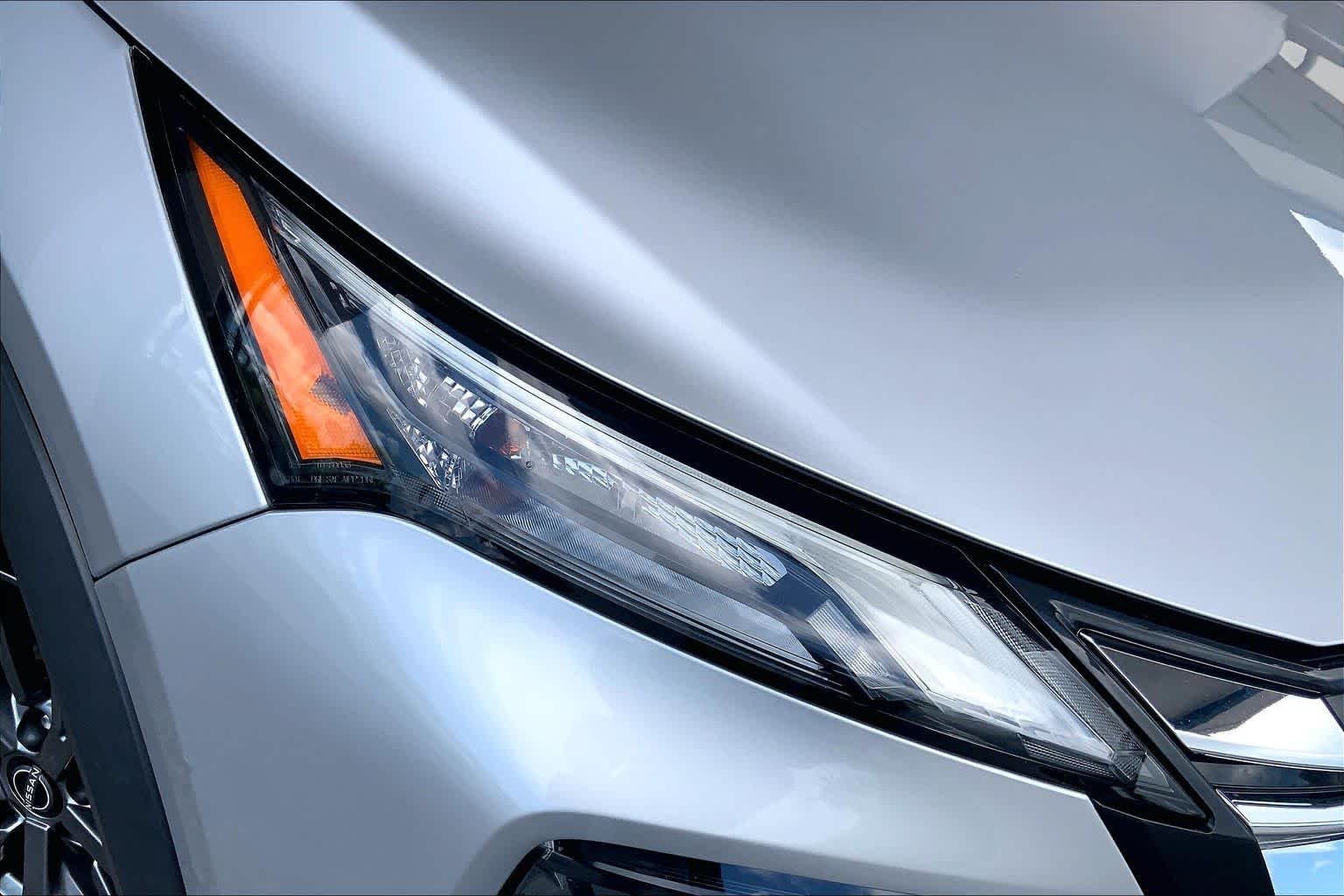 Used 2024 Brilliant Silver Metallic Nissan S image 28