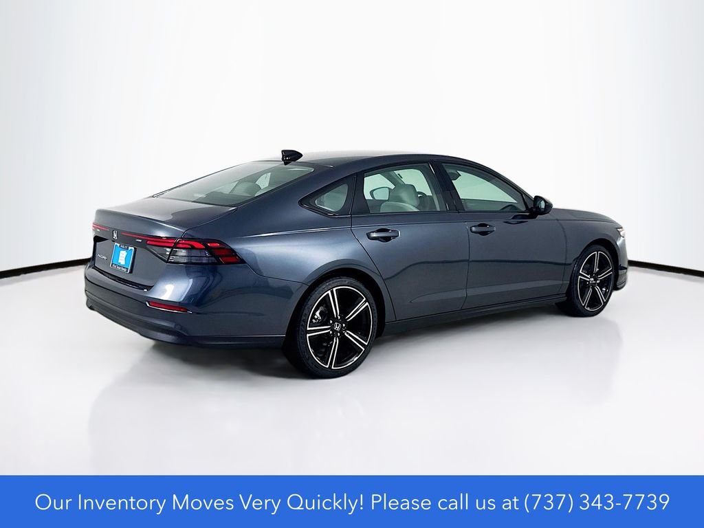 New 2026 Meteorite Gray Metallic Honda SE image 8