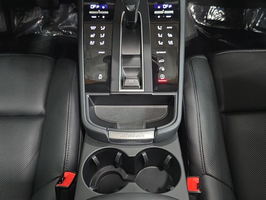 Certified Used 2025 White Porsche  image 20