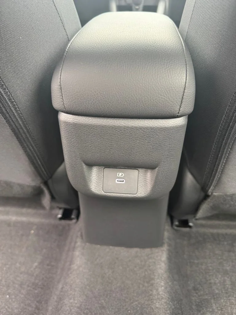 2025 Nissan Versa Sedan SV - Photo 15