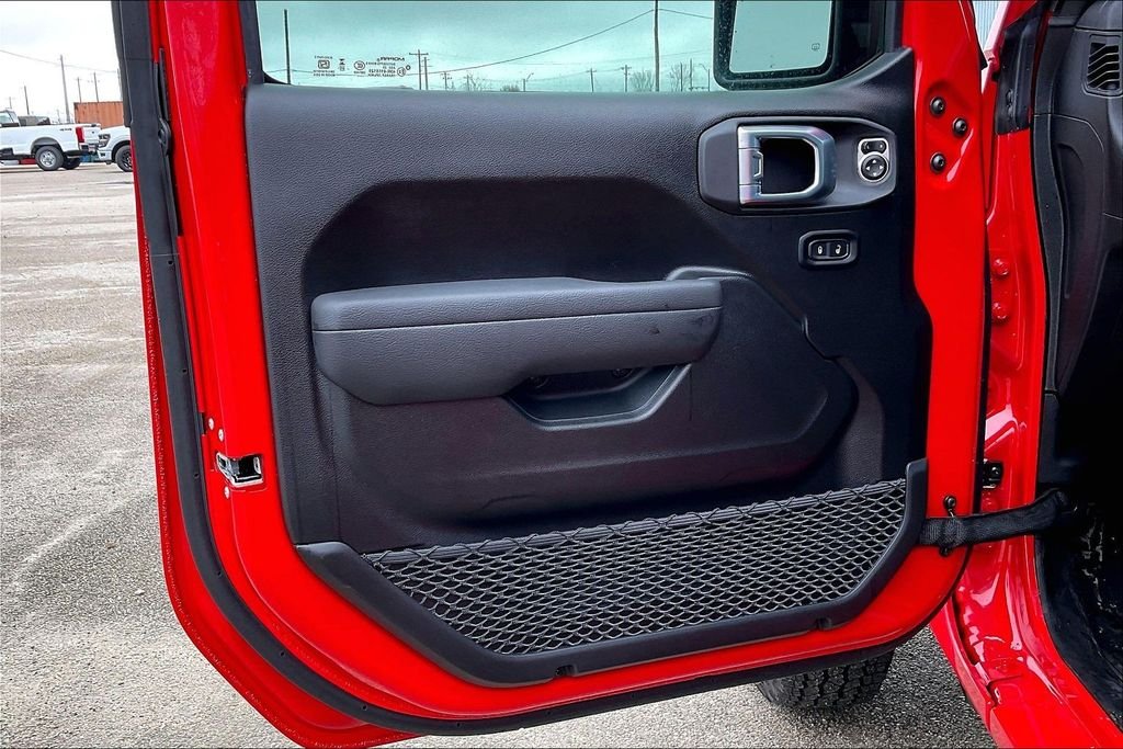 New 2026 Jeep Wrangler Sport S 4D Sport Utility