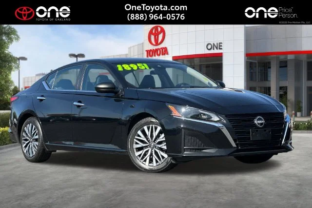 2024 Nissan Altima SV