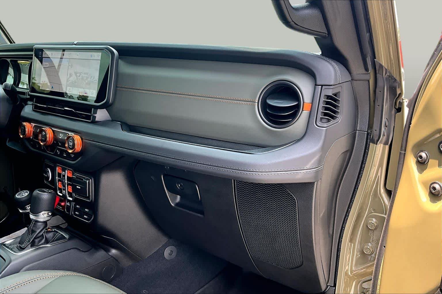 Used 2025 41 Jeep Mojave X image 19