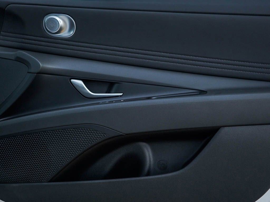 New 2026 Ecotronic Gray Hyundai Limited Sedan FWD image 8