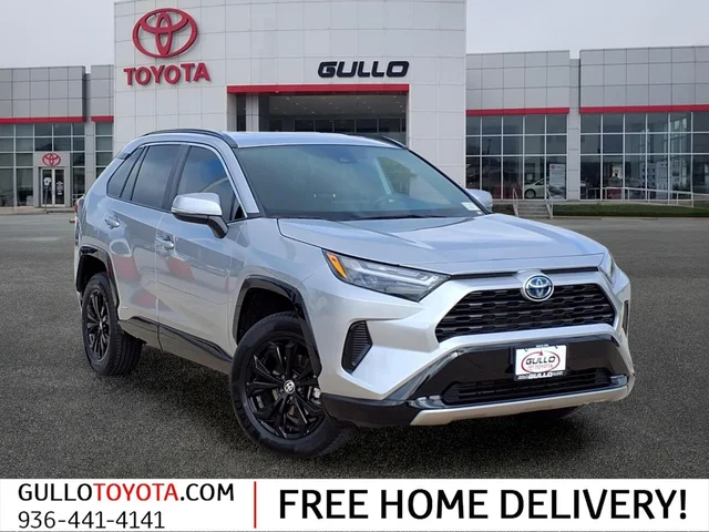 2022 Toyota RAV4 Hybrid SE