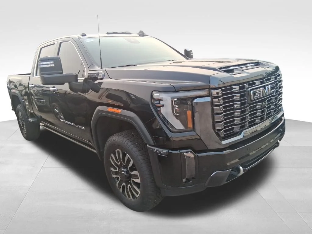 Used 2024 Black GMC Denali Ultimate image 11