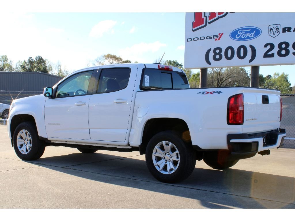 Used 2022 Summit White Chevrolet LT image 19