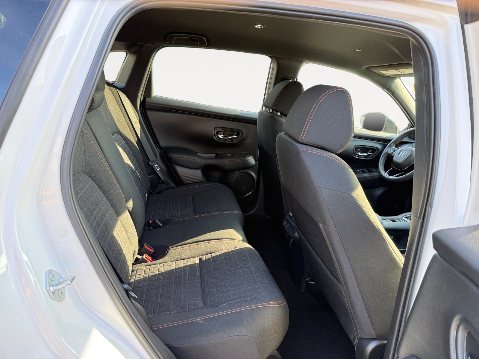 Used 2024 Platinum White Pearl Honda Sport image 18