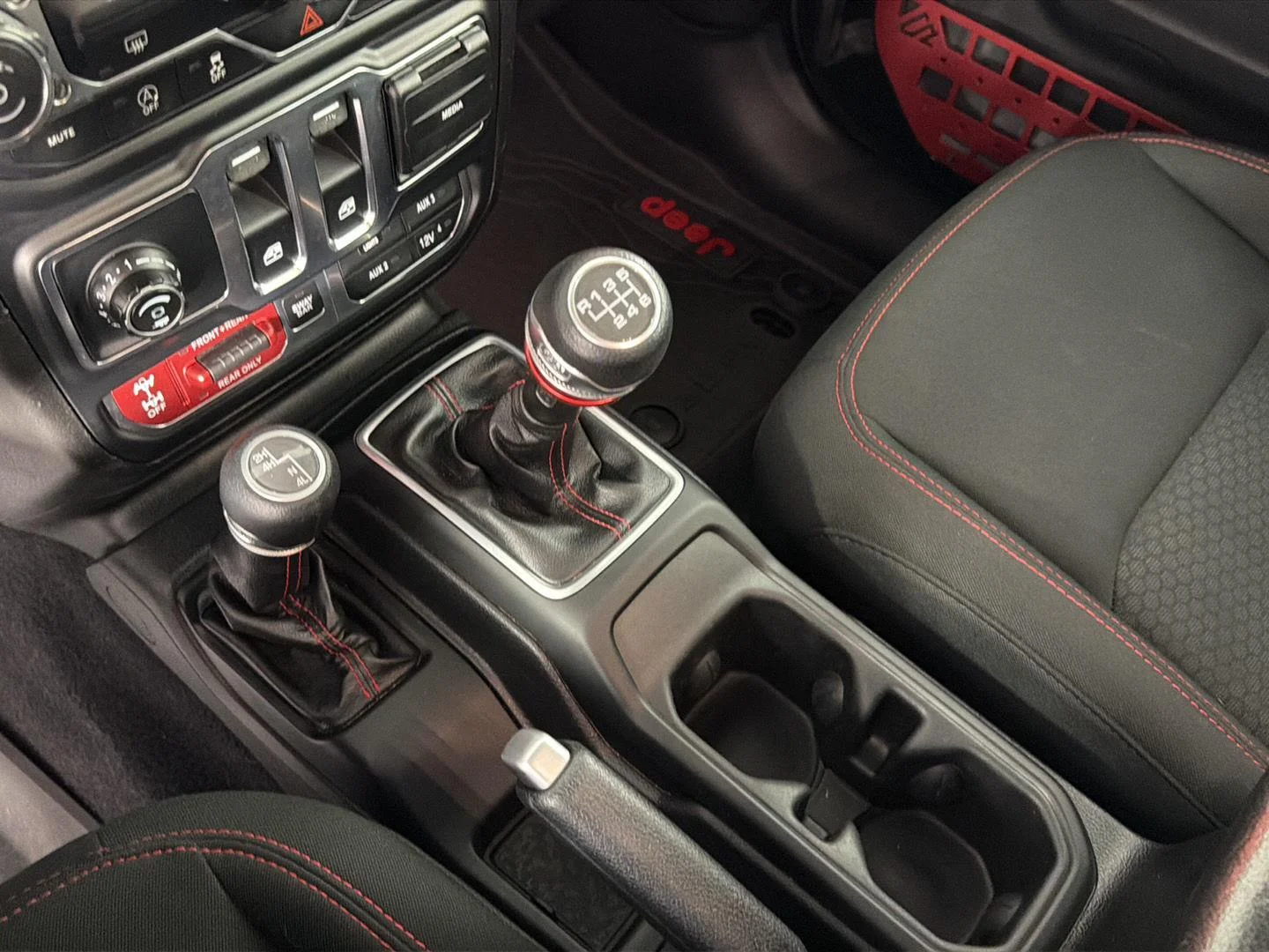 Used 2019 Black Clearcoat Jeep Rubicon image 41