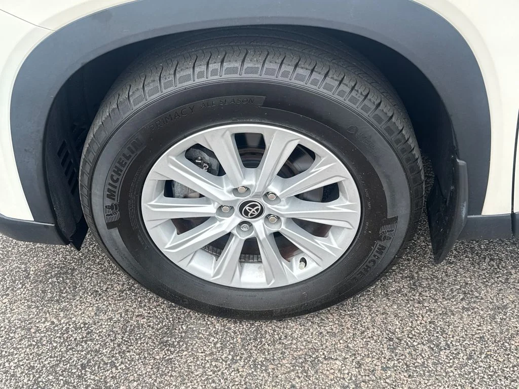 Used 2024 White Toyota XLE image 42