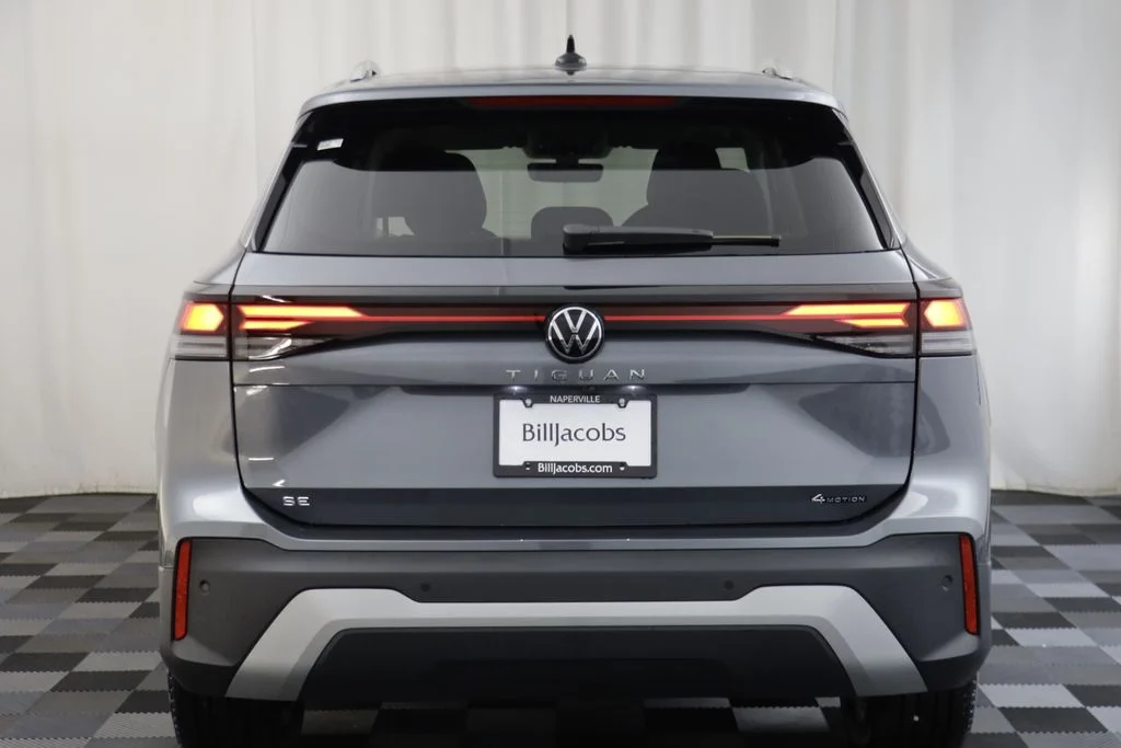 New 2026 Platinum Grey Volkswagen 2.0T SE image 16