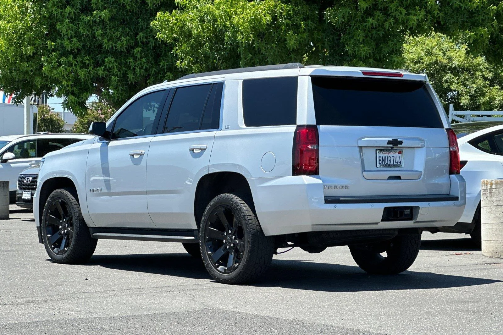 Used 2016 Silver Ice Metallic Chevrolet LS image 6