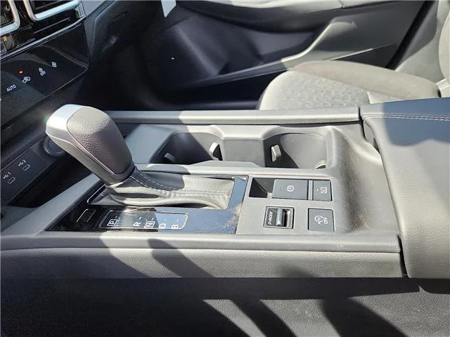 New 2026 QM1 Fresh Powd Nissan SV Sedan image 12