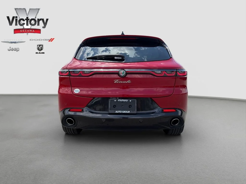Used 2024 Red Alfa Romeo Veloce image 5