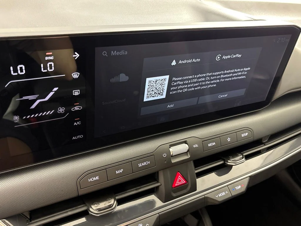 New 2026 Snow White Pearl Kia EX image 36