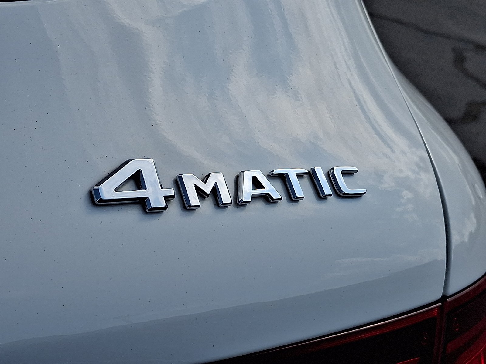 Used 2020 Polar White - 149 Mercedes-Benz 4MATIC® image 30