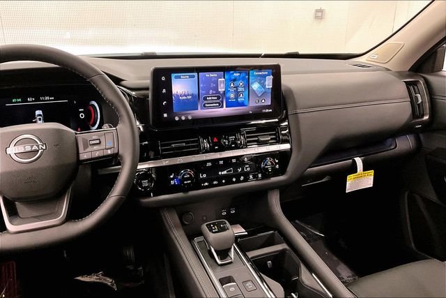 New 2026 Baltic Teal/Super Black Nissan Platinum image 7