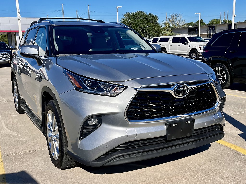 Used 2023 Celestial Silver Metallic Toyota Limited image 1