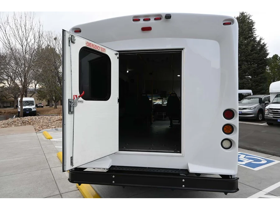 2016 Ford E-Series Cutaway Base - Photo 26
