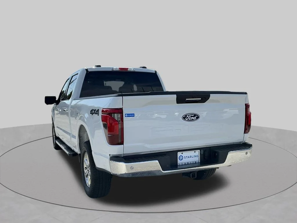 Used 2024  Ford XLT image 4