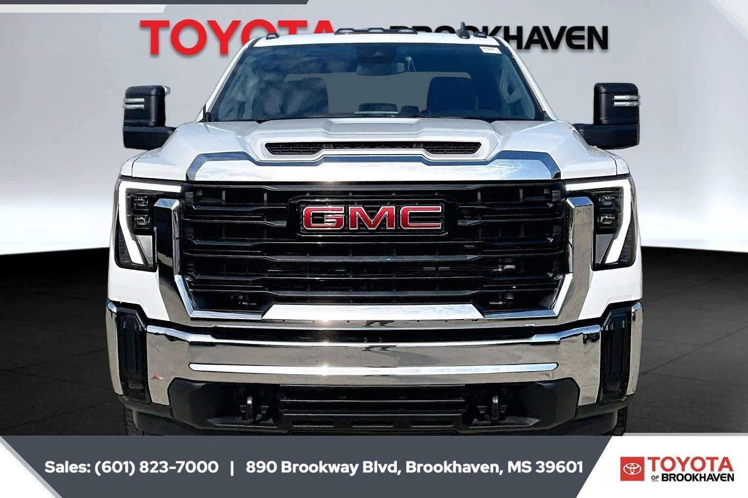 Used 2026 Summit White GMC Pro image 3