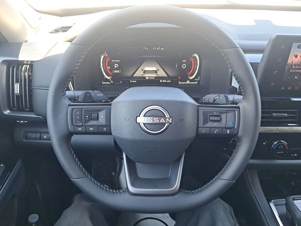 New 2026 White Nissan SL image 15