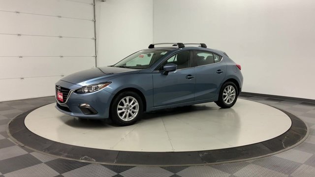 Used 2014 Blue Reflex Mica Mazda i Grand Touring image 4
