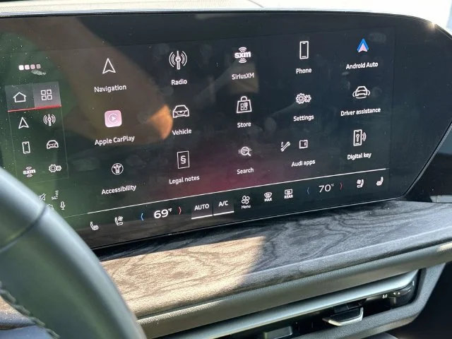 Used 2025 Navarra Blue Metallic Audi Premium Plus image 34
