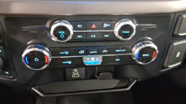 2025 Ford F-150 XLT - Photo 30