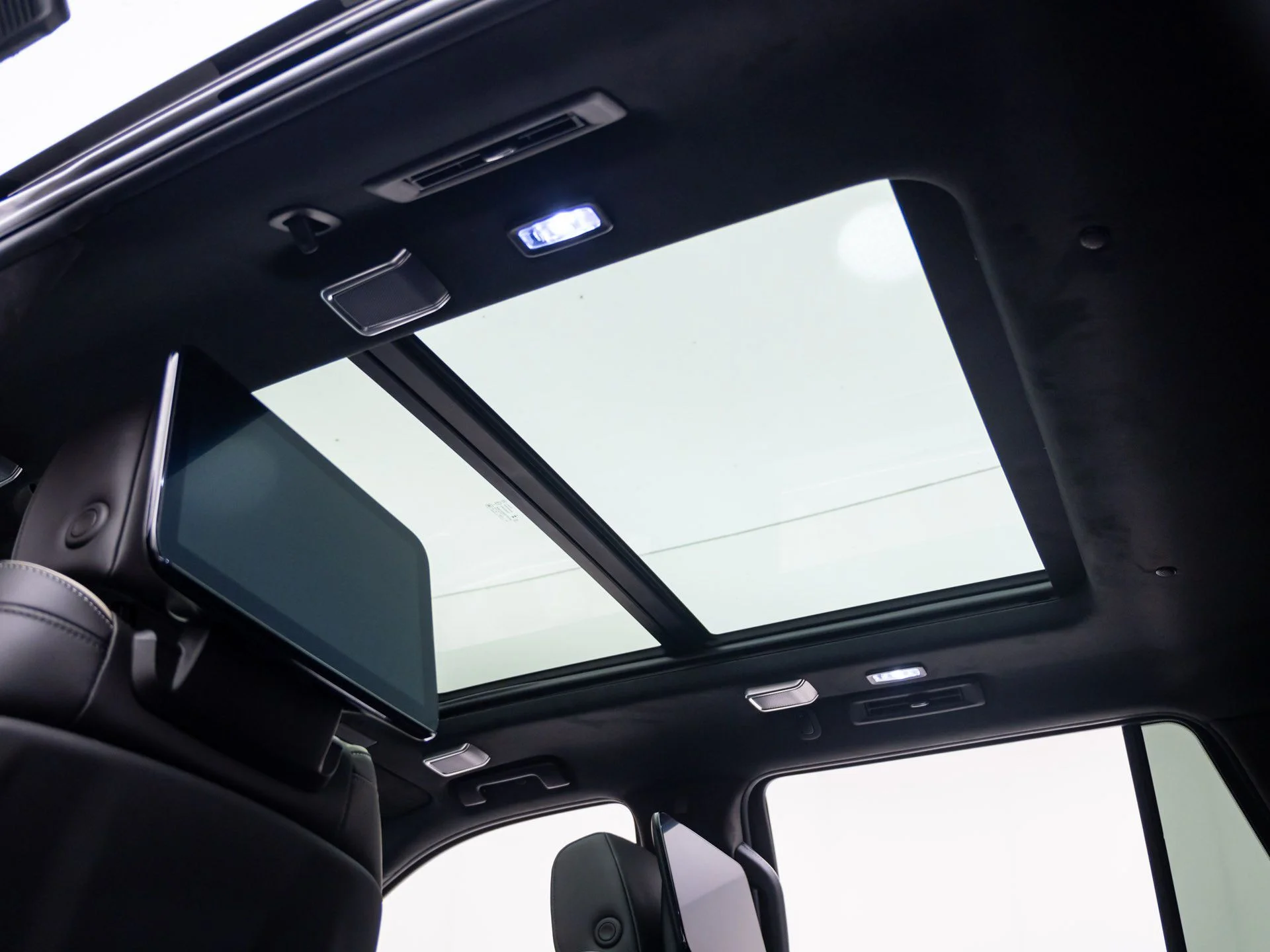Used 2026 Black Cadillac Platinum Luxury image 18