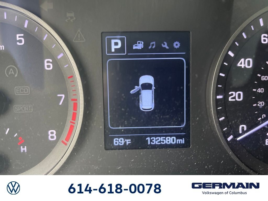 Used 2018 Molten Silver Hyundai SEL image 24