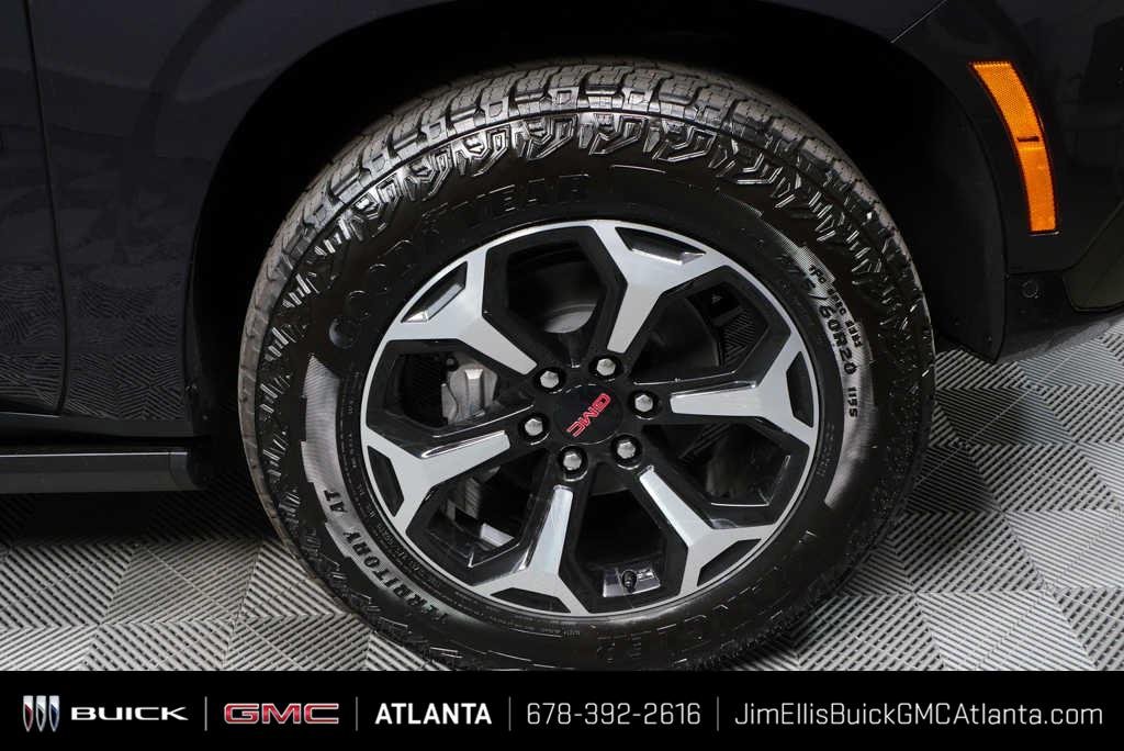 New 2026 Titanium Rush Metallic GMC AT4 image 41