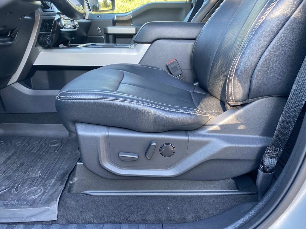 Certified Used 2022 Iconic Silver Metallic Ford Lariat image 20
