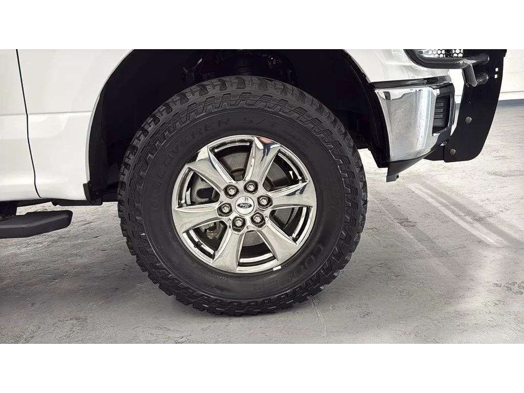 Used 2020 Oxford White Ford XLT Super Crew  4x4 3.5L 1 Owner 302A image 3