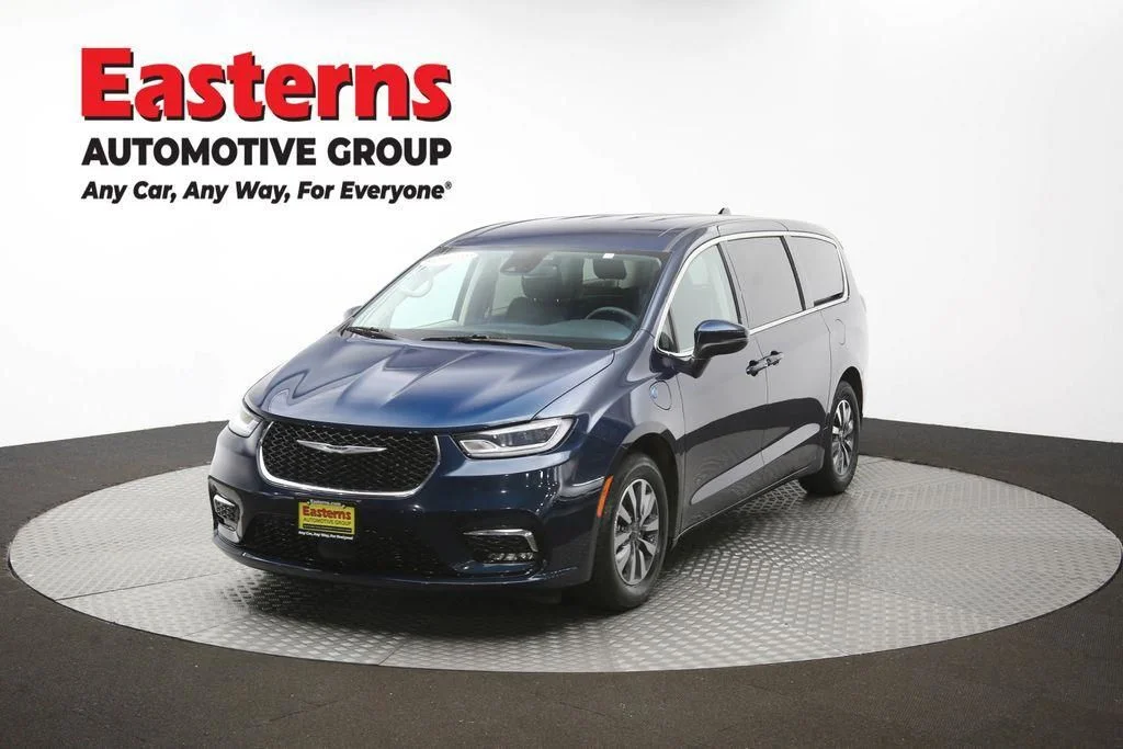 Certified Used 2023 Blue Chrysler Touring L image 59