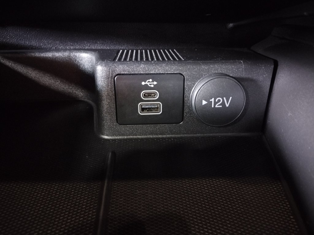 Used 2024 Vapor Blue Ford ST-Line Select image 39