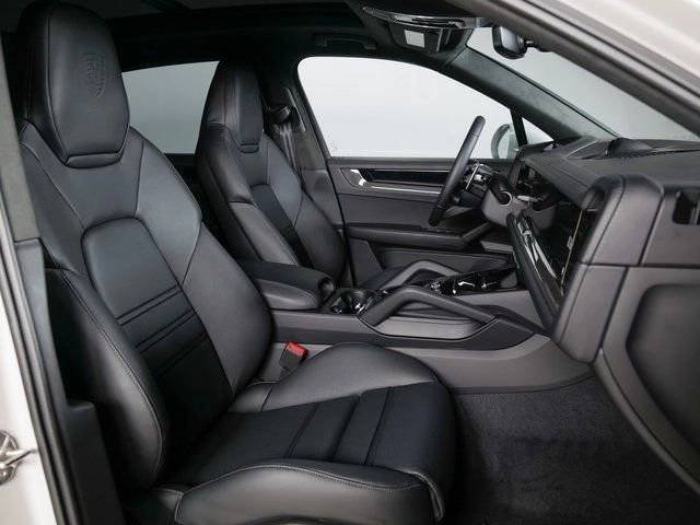 New 2026 Chalk Porsche GTS image 11