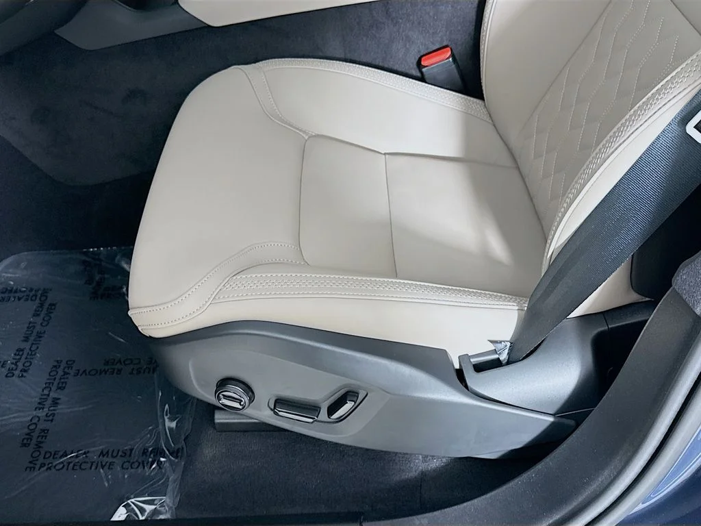 2026 Volvo XC90 Plus - Photo 20