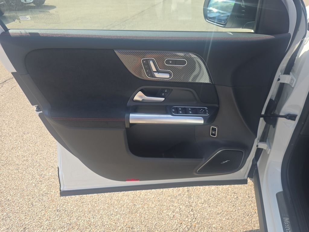 New 2026 Polar White Mercedes-Benz GLA 250 image 10