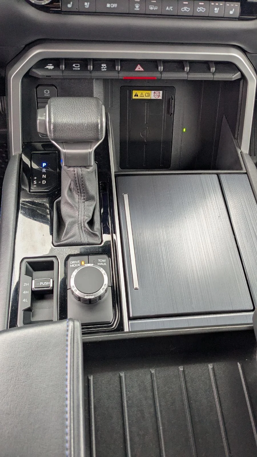 2024 Toyota Tundra Platinum - Photo 25