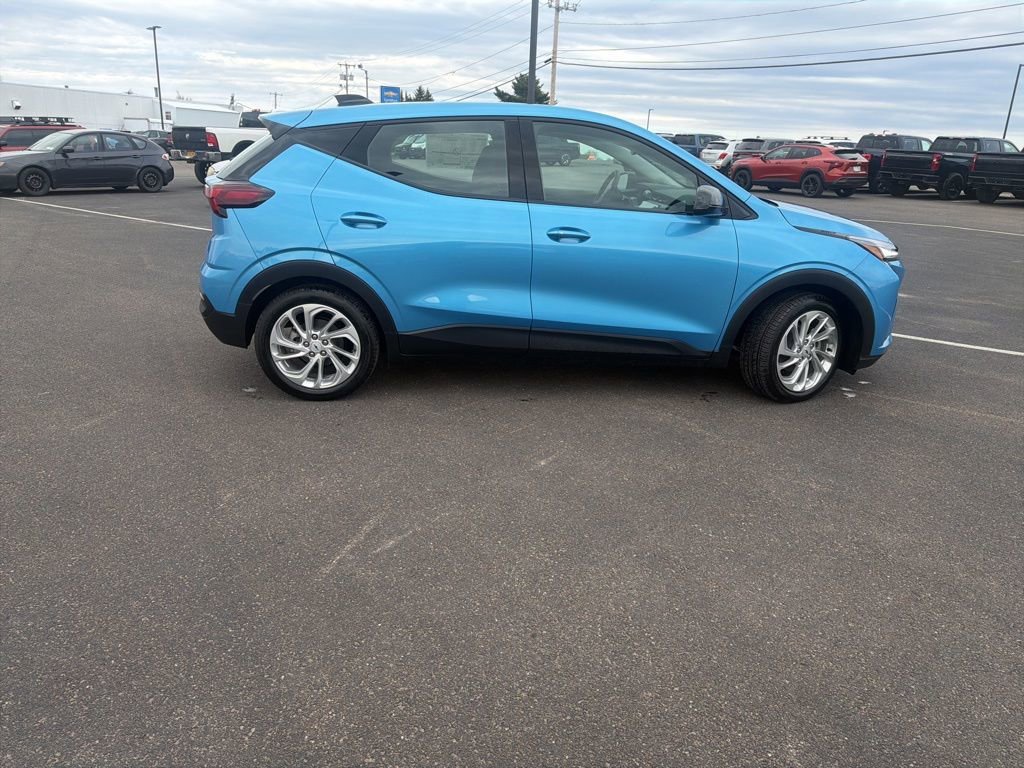 New 2027 Marina Blue Metallic Chevrolet LT image 8