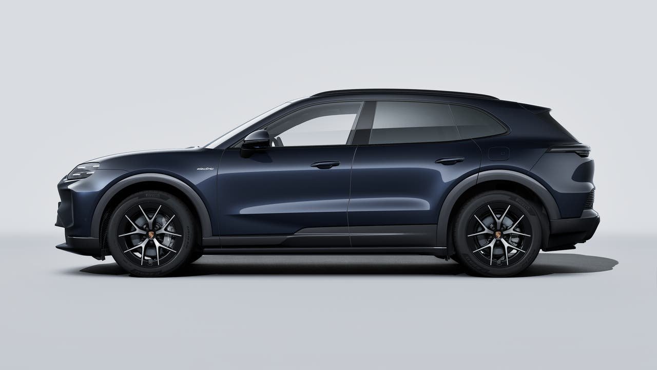 New 2026 Algarve Blue Metallic Porsche  image 2