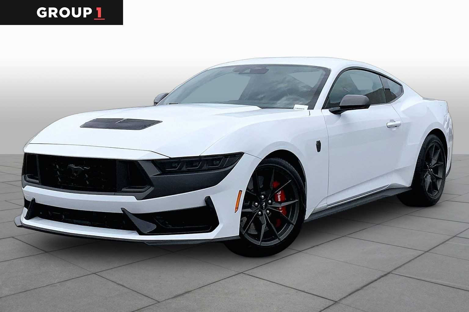 2025 Ford Mustang Dark Horse's photo