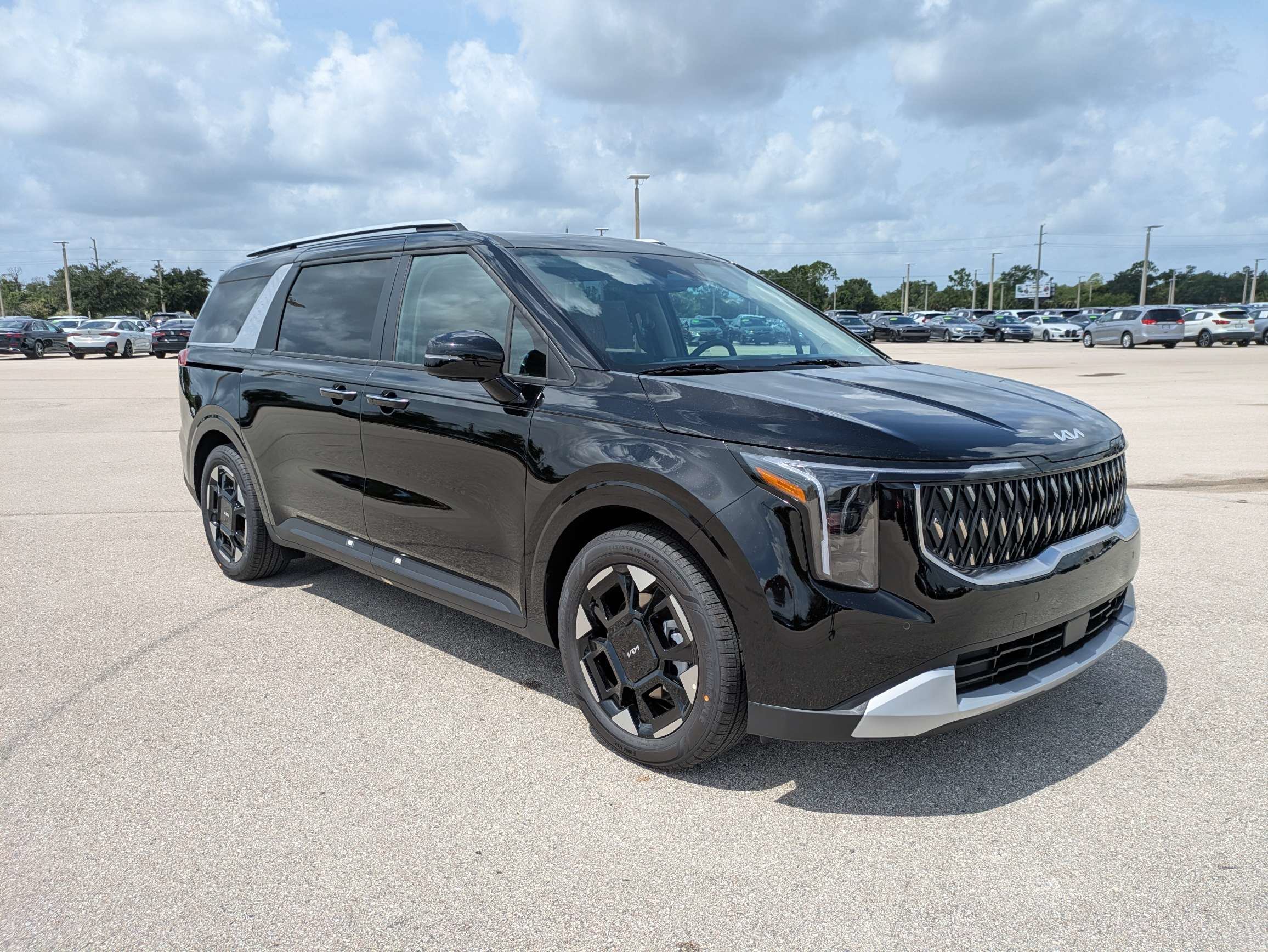 New 2026 Aurora Black Pearl Kia EX image 2