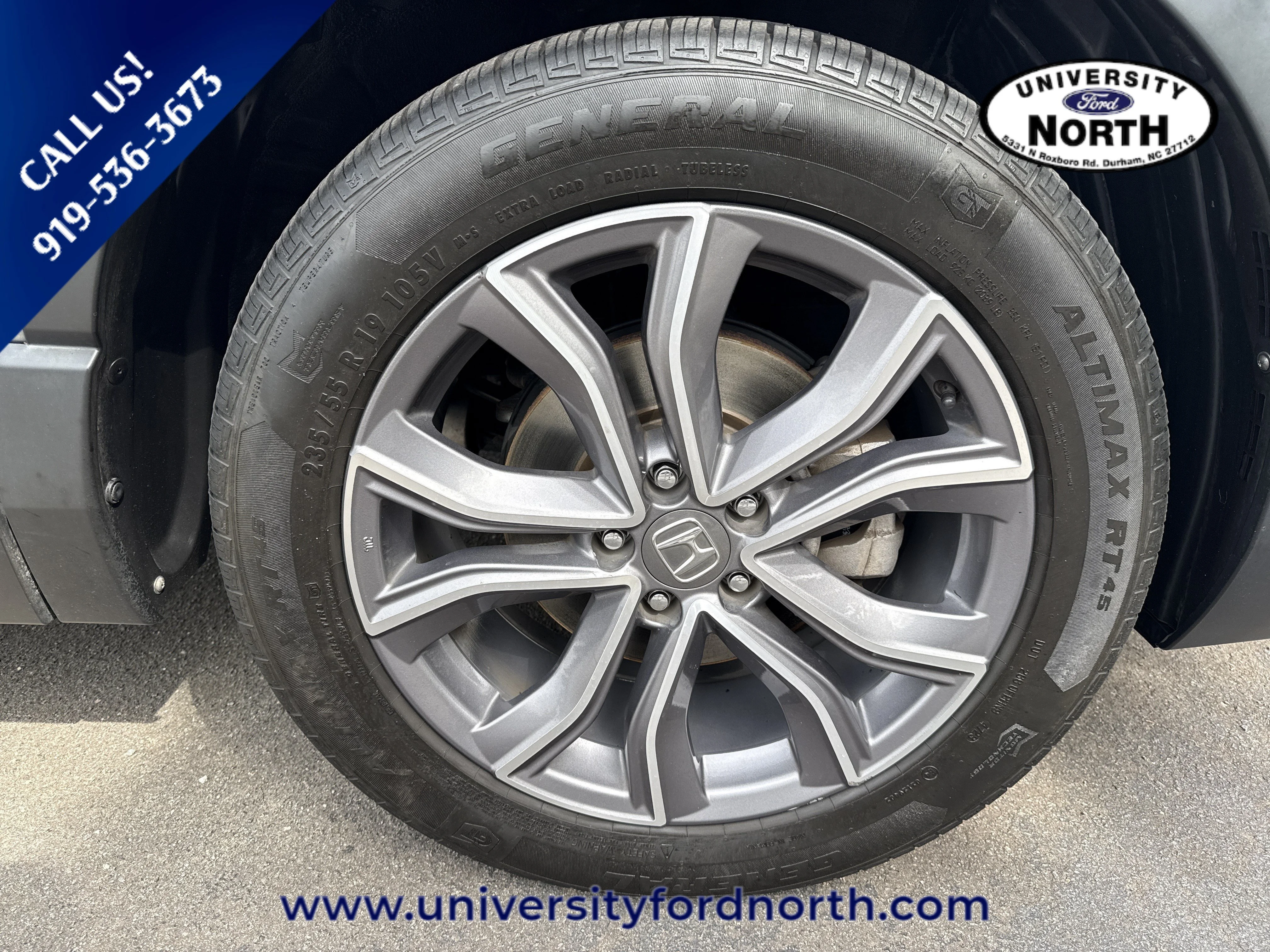 Used 2022 Lunar Silver Metallic Honda Touring image 9