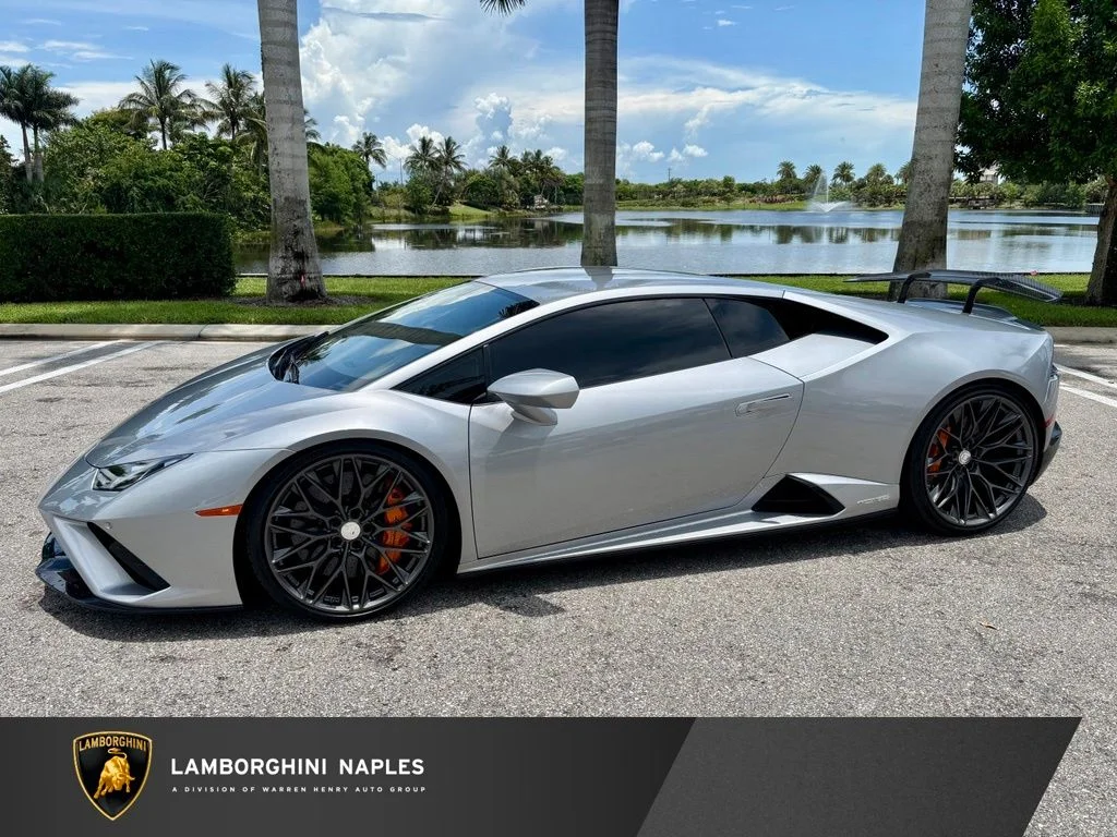 Used 2020 Grigio Nimbus Metallic Lamborghini  image 1