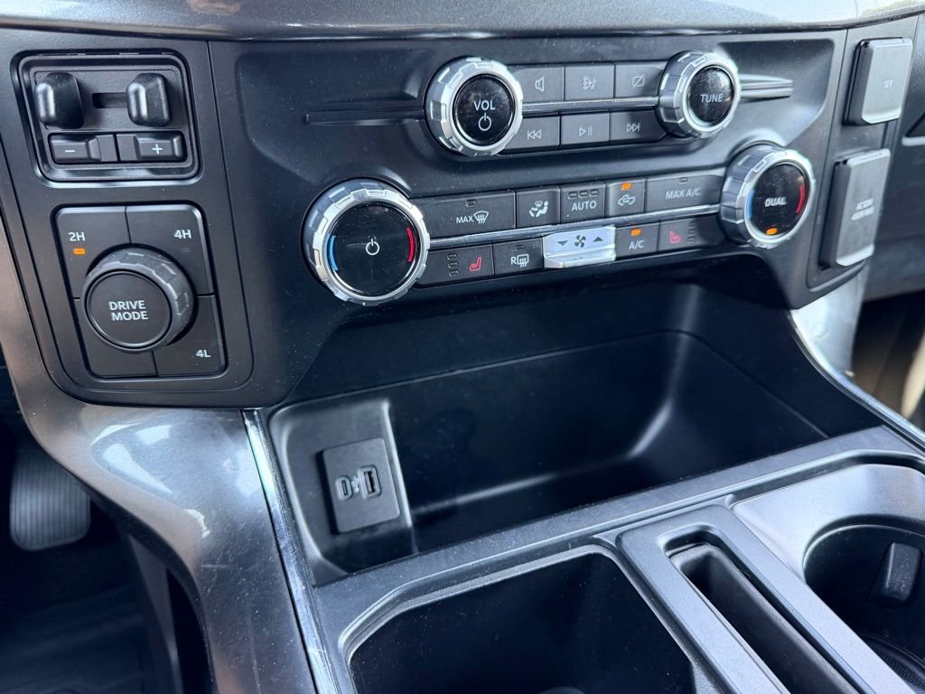 Used 2022 White Ford XLT image 34